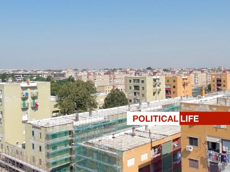 Afragola – Il Consiglio comunale sfiducia il dirigente del PNRR: accuse gravi in&nbsp;aula