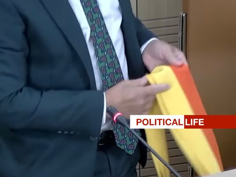 Afragola – Castaldo lascia l’aula prima della sfiducia: una fuga&nbsp;politica.